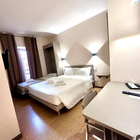 Colosseum Resort Rome Exterior photo