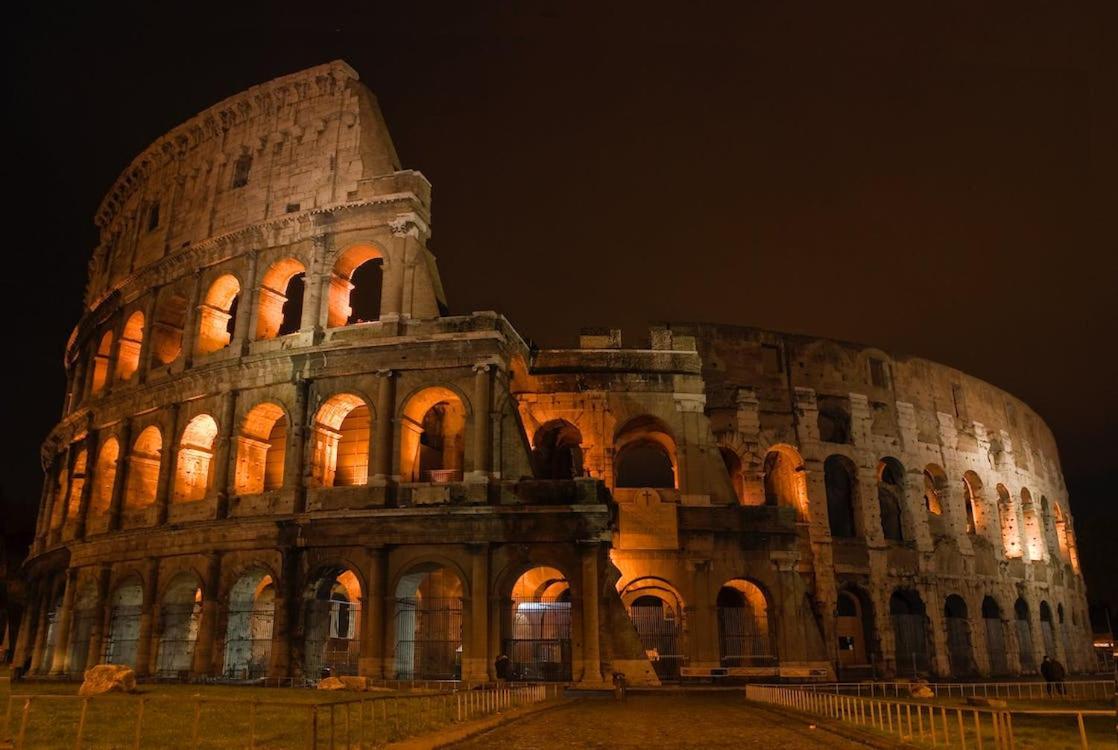 Colosseum Resort Rome Exterior photo